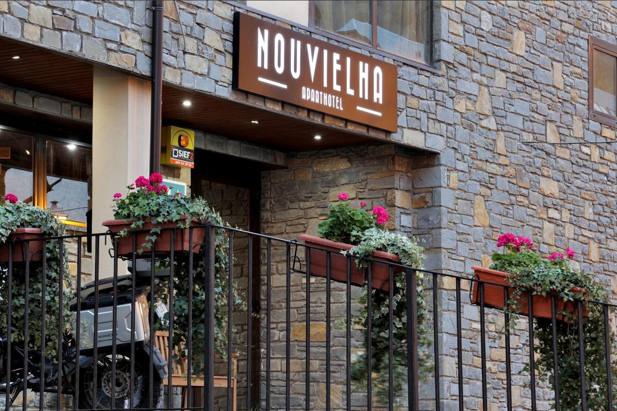 Aparthotel Nou Vielha Zewnętrze zdjęcie